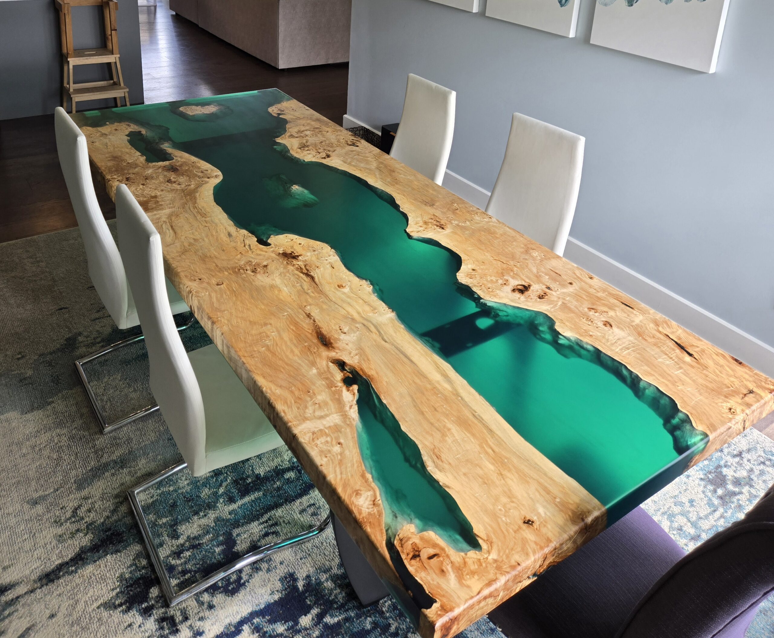 The Art of Matching a Custom Table to Your Home’s Architecture 2